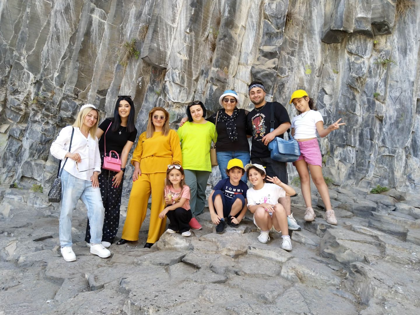 Դեռ ունե՞ք հարցեր: