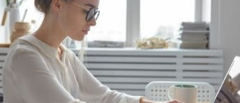Best School Websites: Website Builder vs Personal Platform